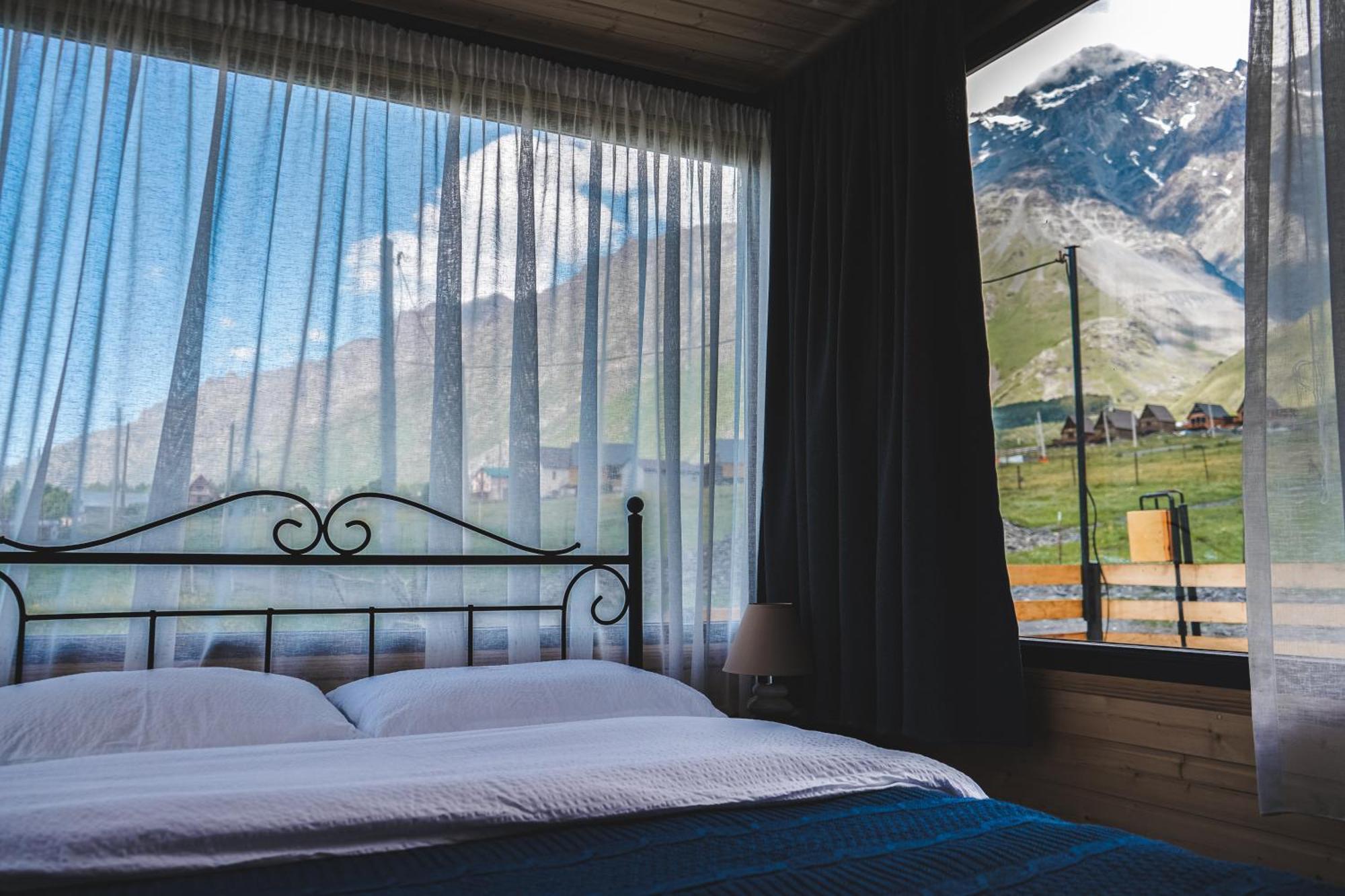 Traveler'S Cottages In Kazbegi エクステリア 写真